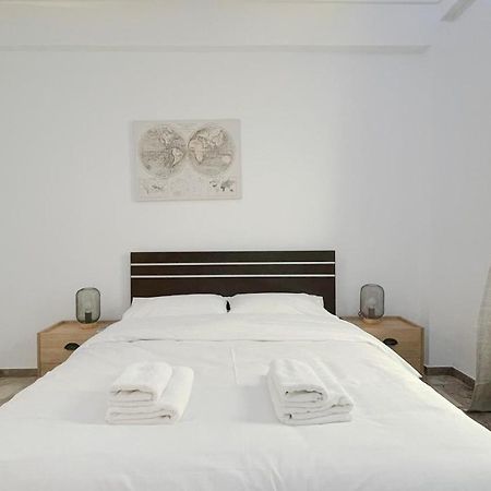 Filis Sunny 80Sqm Apt In Viktoria Apartment Athens Luaran gambar