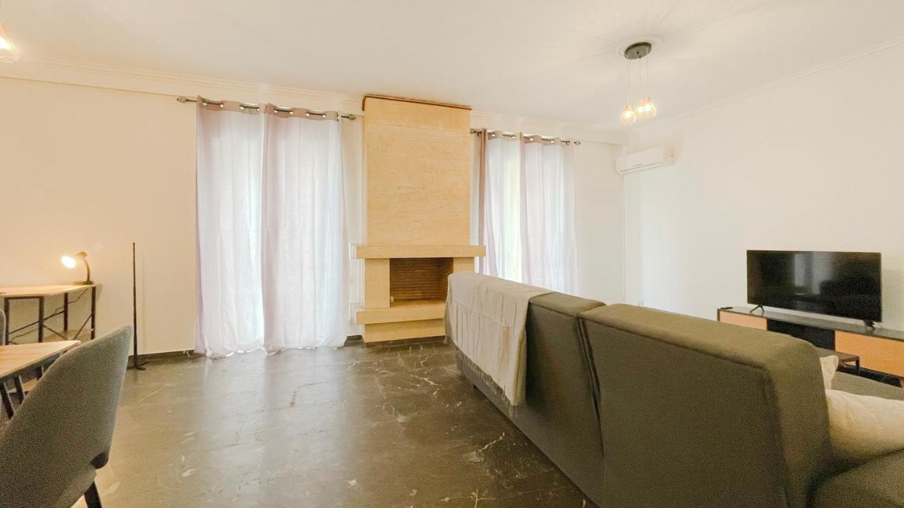 Filis Sunny 80Sqm Apt In Viktoria Apartment Athens Luaran gambar