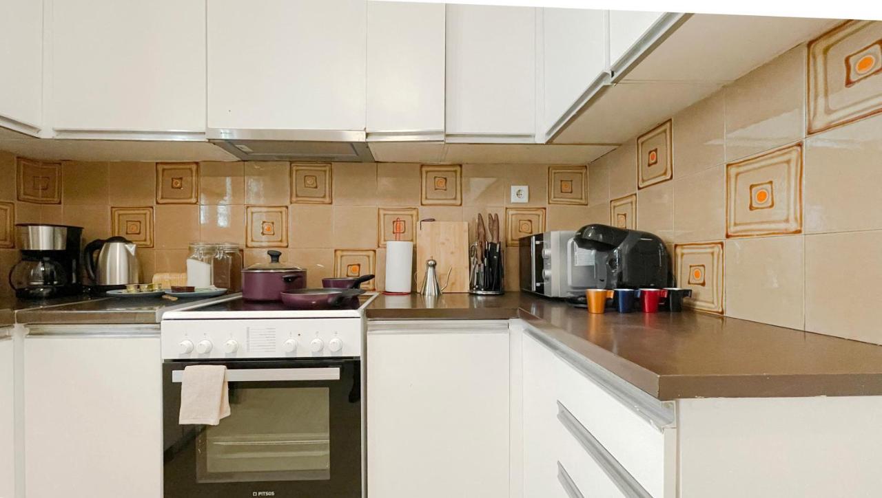 Filis Sunny 80Sqm Apt In Viktoria Apartment Athens Luaran gambar